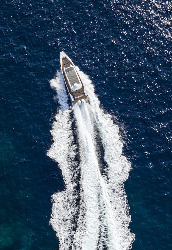 Axopar 37 Teemöet premium charter boat available from Puerto Portals, Mallorca