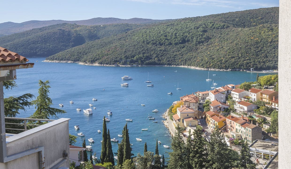 O-07 Haus in Rabac 154 m2 - - mit herrlichem Blick auf die Bucht von Rabac – zu verkaufen